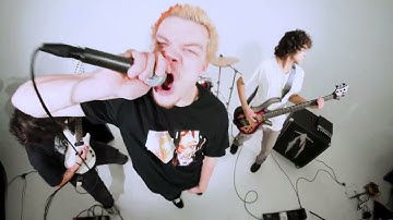 Flatwounds - Vilify (Official Music Video)