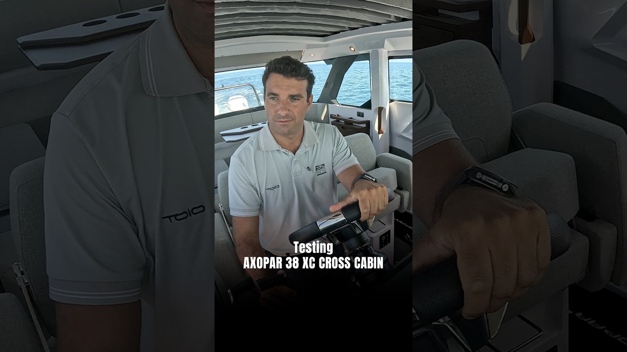 ⁣Axopar 38 XC