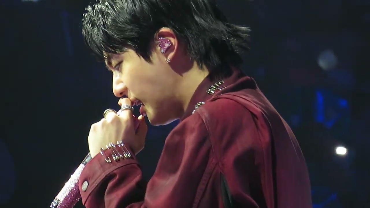 Jin ~ BTS Medley (Dynamite / Butter / Mikrokosmos/ Spring Day)