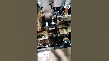 Truing Operation at Lathe Machine #shorts #viral #shortvideo #viralvideo #subscribe #fitter