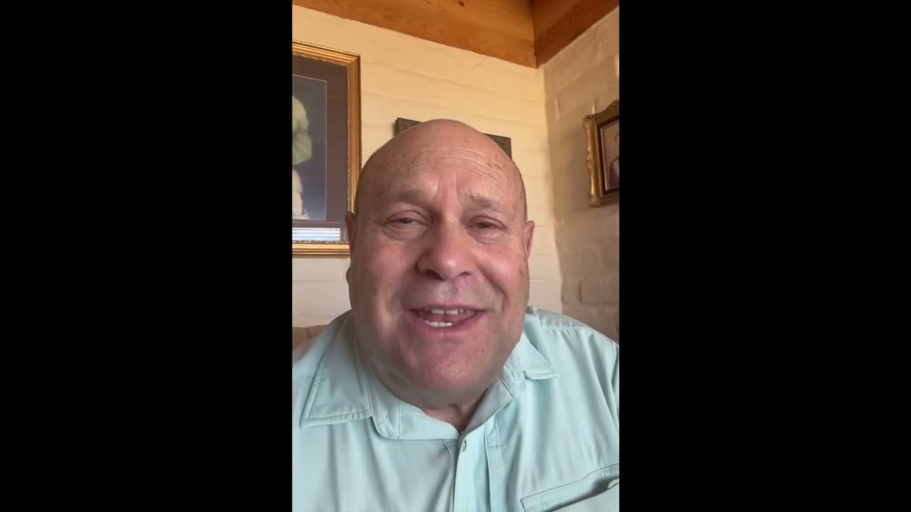 Майки Вайнштейн о отвратительных и мерзких рождественских проповедях из кабинета Трампа.