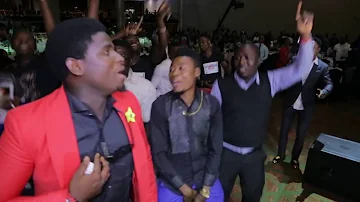 FRANK EDWARD & AKPORORO  PERFORM LIVE AT AKPORORO VS AKPORORO 2016