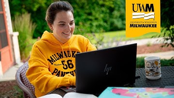 Find Flexibility and Support While Training To Be a Child Therapist