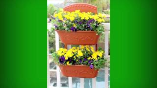 Create a stunning patio display of flowers or vegetables on almost any deck railing or fence. Grow lettuce, small vegetables or 
