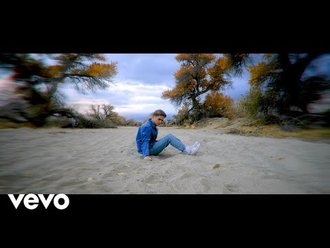 Devin Kennedy - Sundress [Official Music Video]