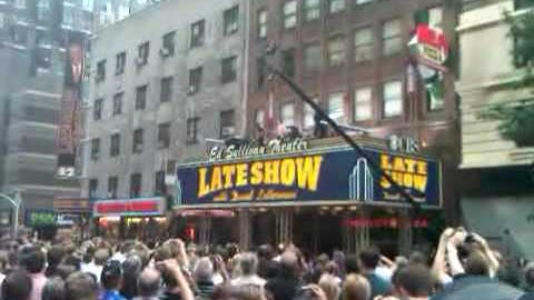Paul McCartney - Get Back (Letterman Marquee 7/15/2009)