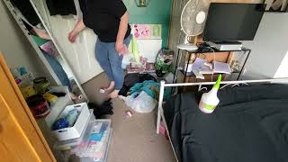 Cleaning & challenge story time 