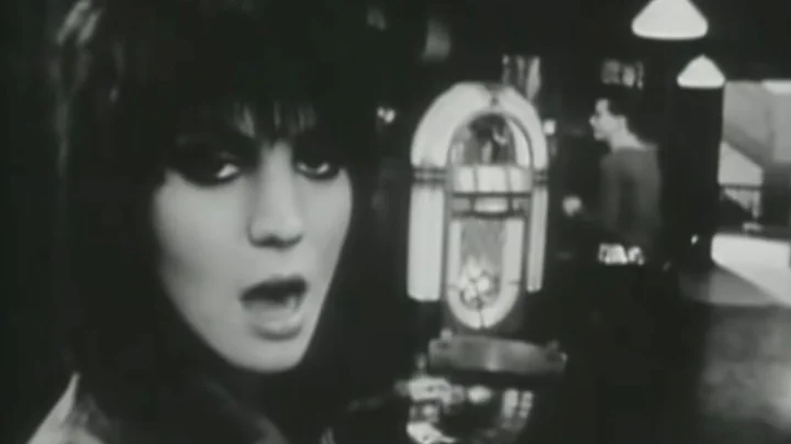 Joan Jett & the Blackhearts - I Love Rock 'N Roll (Official Video) - DayDayNews