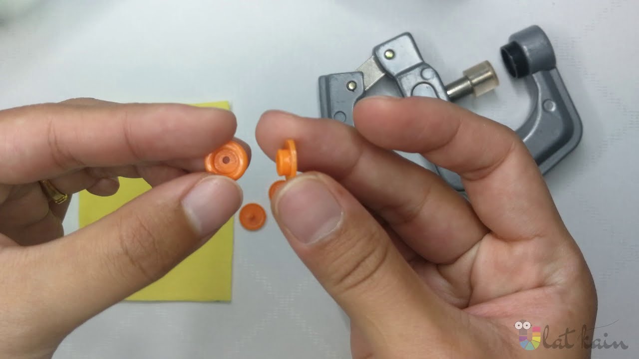 Tutorial: KAM Plastic Snaps - YouTube