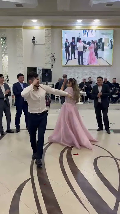 bir birinə yaraşan cütlük #love #bəyimxanim #spacesəhər #dance #automobile #baki #wedding