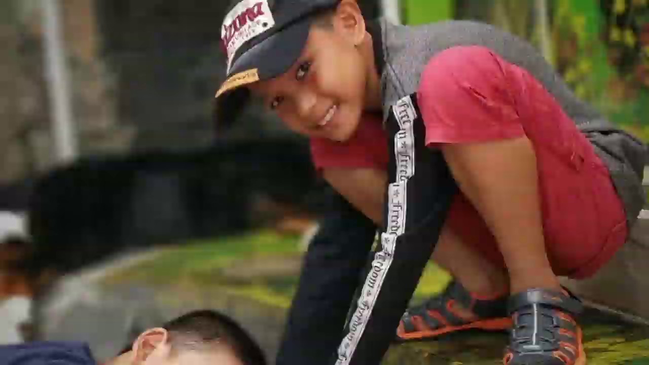 DOG HOUSE Bandung - YouTube