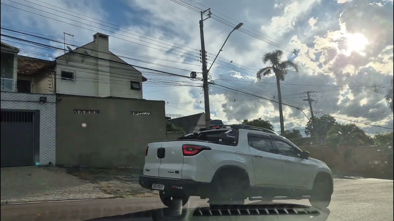 EM CURITIBA  VAMOS PENSAR POSITIVO DEUS NO COMANDO 