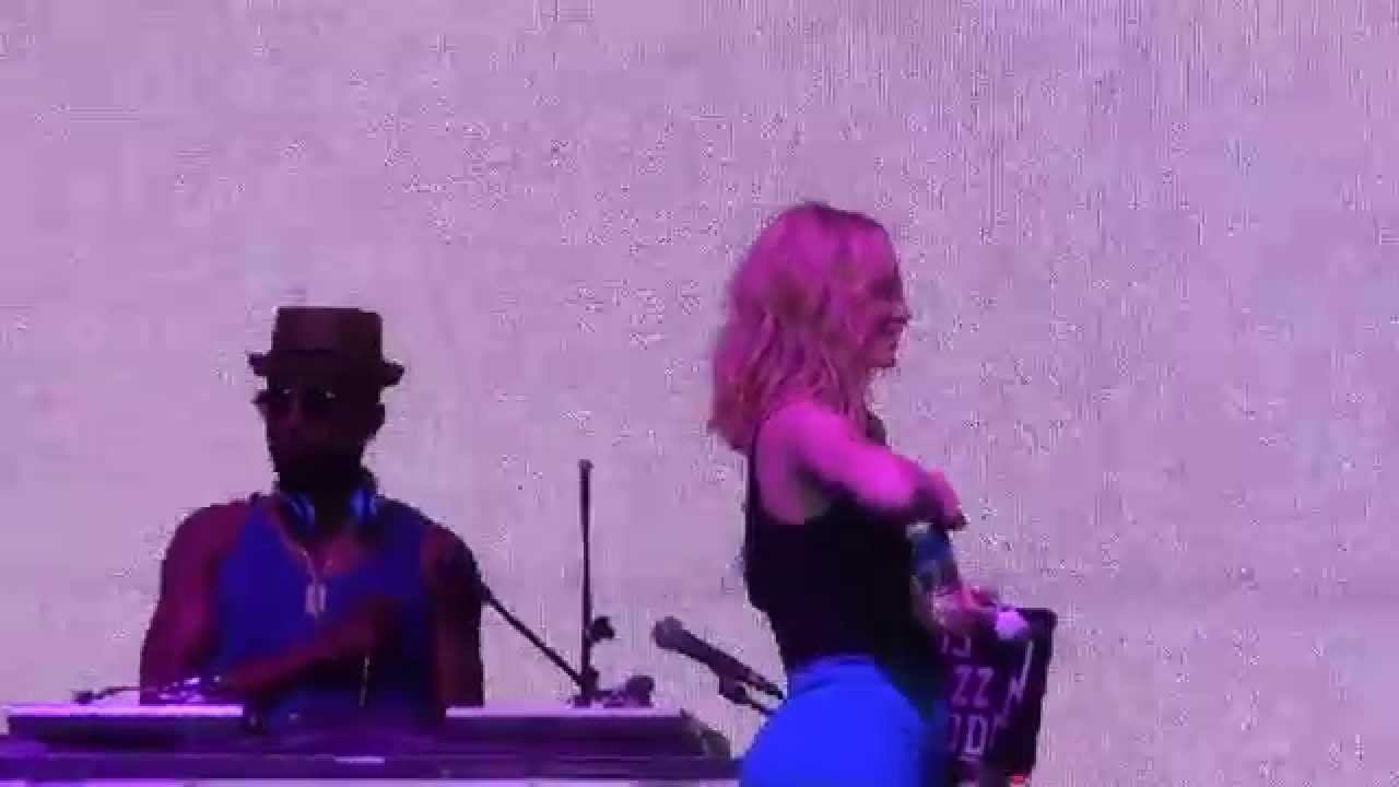 Iggy Azalea - Booty FEQ 2015/07/12