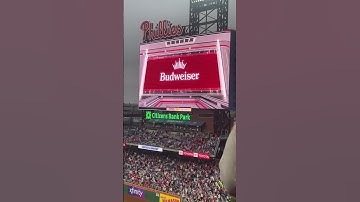 Trea Turner homerun! Right after Kyle Schwarber (mad I didn’t get his too😭)