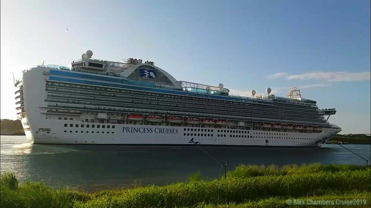 emerald princess panama canal cruises