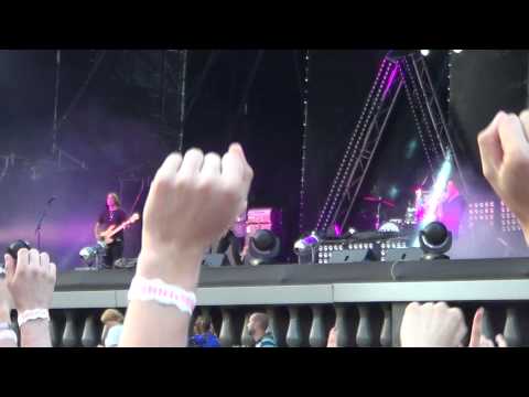 Arctic Monkeys Dancing Shoes Moscow subbotnik festival @arcticmonkeys Russia 06-07-2013