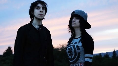 Alex Feel & Alex Excel - Ardiendo en sueños (Official Video)