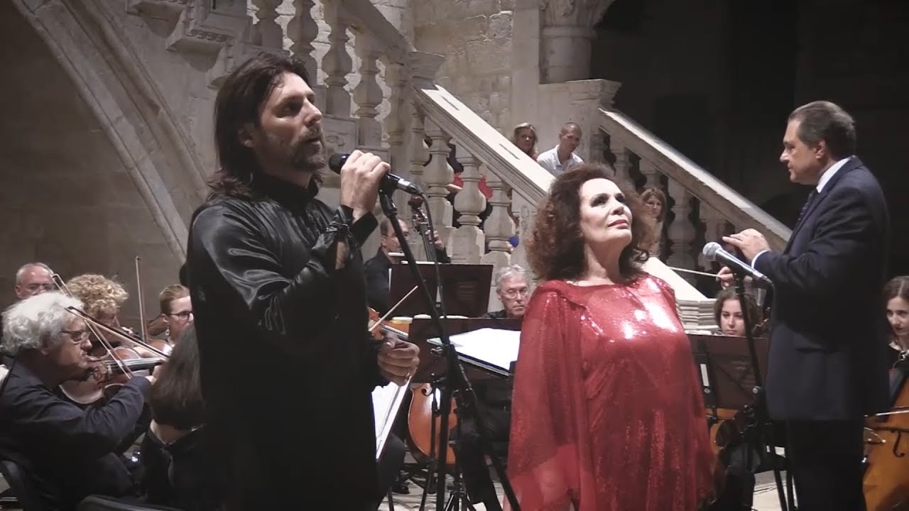 Radojka Šverko i Stijepo Gleđ Markos - Ave Maria