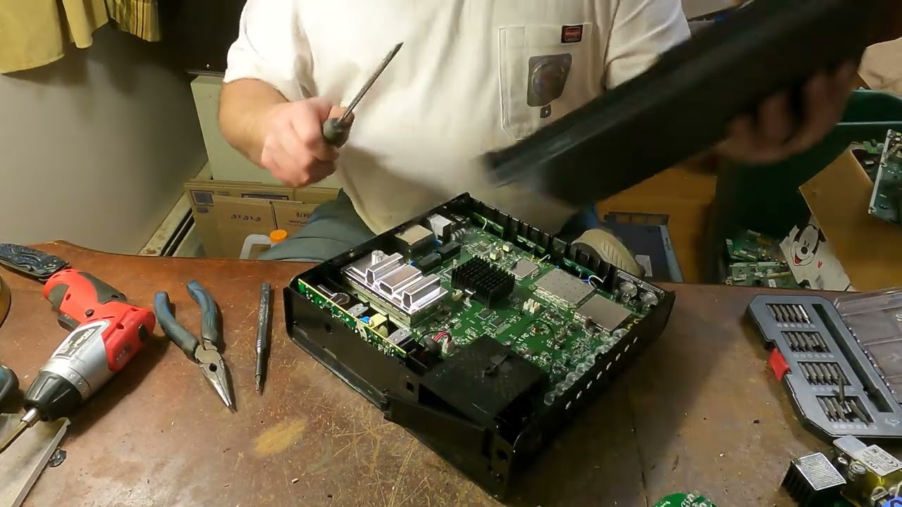 How to scrap an Xfinity dual band wifi router. 