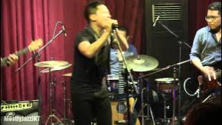 Sandhy Sondoro - Air di Bumi Kita @ Mostly Jazz 28/05/14 [HD]