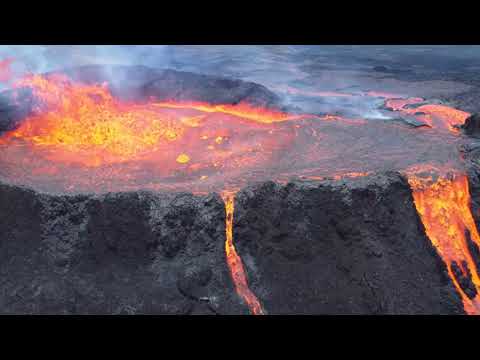 वीडियो: हवाई के बड़े द्वीप के ज्वालामुखी