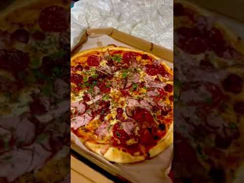 Pizza vs sushi