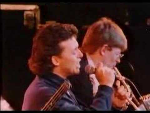 tears for fears - the working hour live 1985