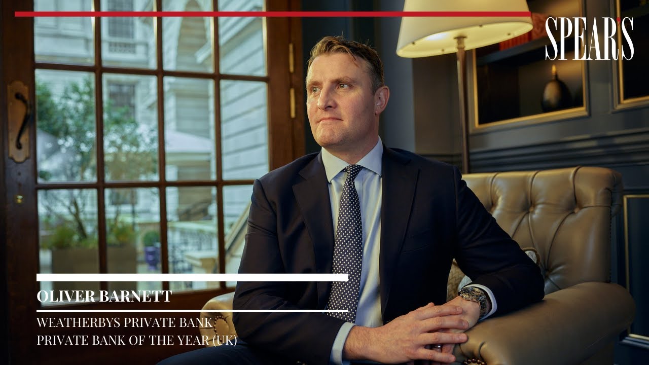 Inside the UK private bank with a 253-year-old history - YouTube