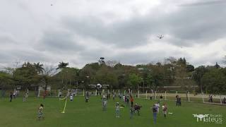 Vários drones voando junto em comemoração aos 20K Doglas Marcio em Cajati - SP