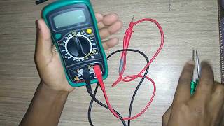 how to change your multimeter's battery/repair your multimeter/screw driver/multimeter measurement