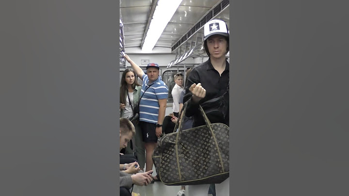 Антон Теляков встретил подписчиков в метро