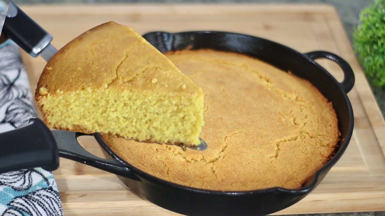 Skillet Cornbread Recipe (from scratch) - Kylee Cooks