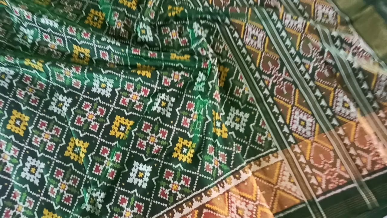 SINGLE IKKAT RAJKOT PATOLA SAREE ...  Call/WhatsApp +91 91579-88982  Pure silk 100% Handmade...