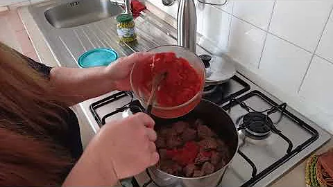 Spezzatino con piselli