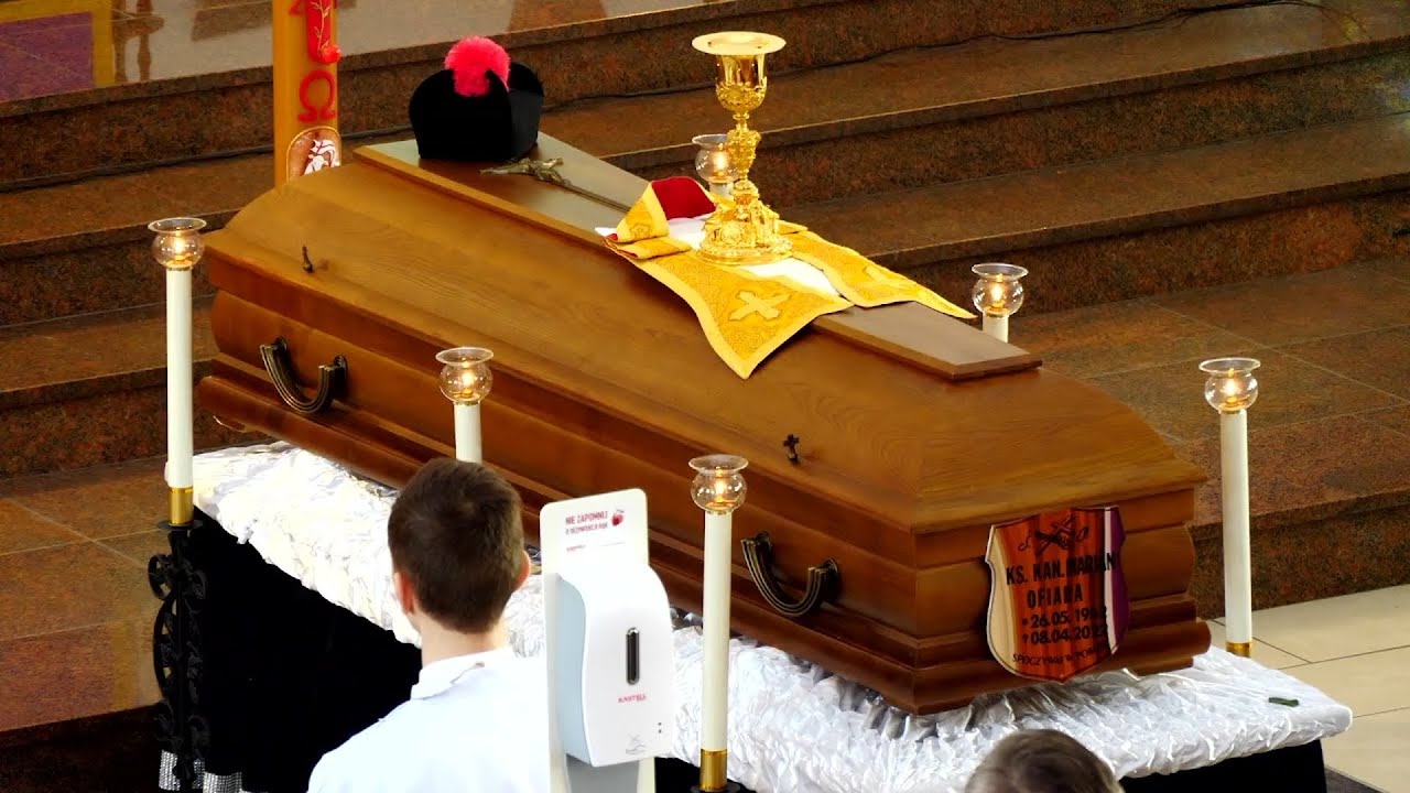 Msza św. pogrzebowa śp. ks. kan. Mariana Ofiary