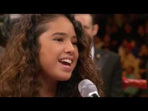 Jasmine Villegas sings 'US National Anthem' (2008,...