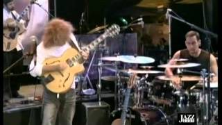 Video thumbnail of "Pat Metheny - last train - minuano six eght  live"