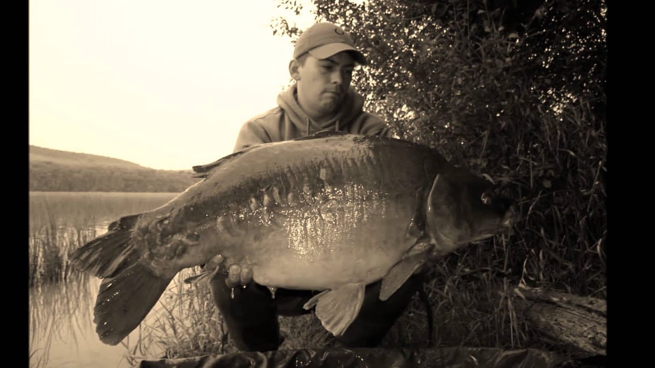 carp fishing with Gardner Tackle 