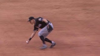 MIA@WSH: Dietrich uses bare hand, throws out Severino