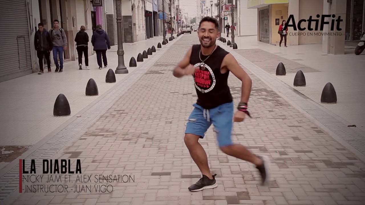 La Diabla - Alex Sensation & Nicky Jam / ZUMBA camera iphone 8 plus apk