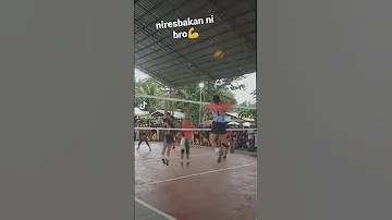 niresbakan ni bro #collegevolleyball #volleyball #teammates #resbak #varsityplayer #davao #hcdcdavao