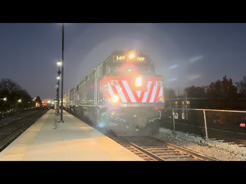 Metx 149 & 134 (Phase II Lightning bolt Duo) leads 47 past oak park IL ...