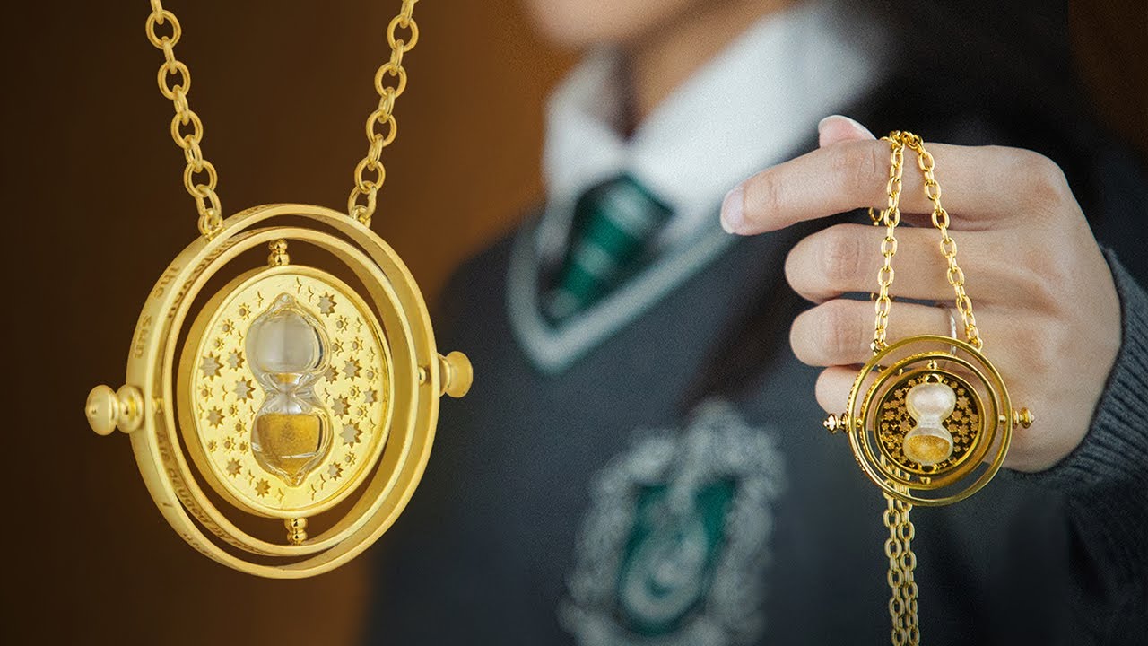 Harry Potter Time Turner Necklace Hermione Granger Rotating Spins Gold  Hourglass - Jewelry - Accessories - Themes |Costumes-AU