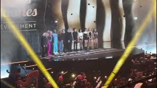 blackpink reaction to crowd singing pinkvenom at gala event #blackpink #jisoo#lisa#jennie#rose