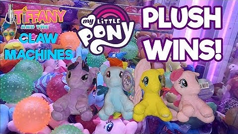 MY LITTLE PONY PLUSH WINS AT DAVE & BUSTERS IN ORLANDO, FL! | Tiffany and the Claw Machines
