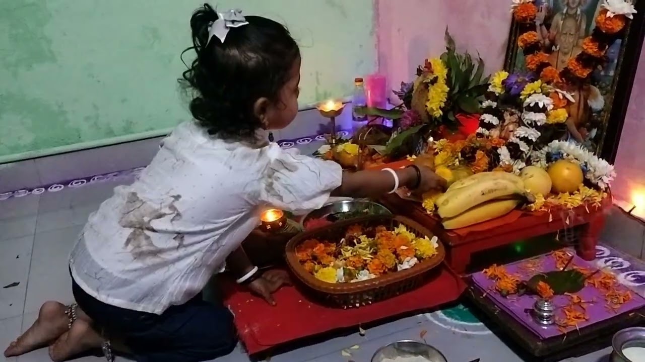 घरच्या घरी साध्या पद्धतीने श्री दत्तगुरूंचा उत्सव साजरा करण्यात आला