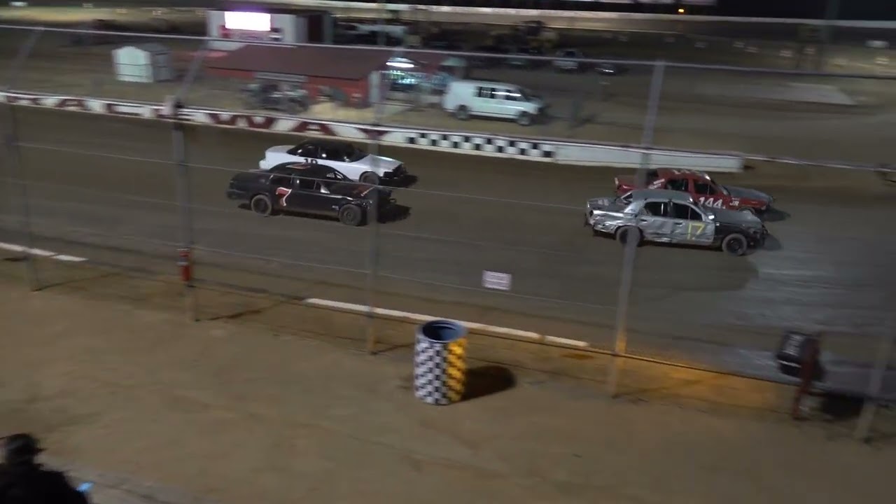 11/29/25 2025 Turkey 100 Crown Vic Jr (2) B Mains