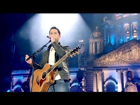 Boyce Avenue - On My Way - Live at the MTV EMAs Belfast 2011