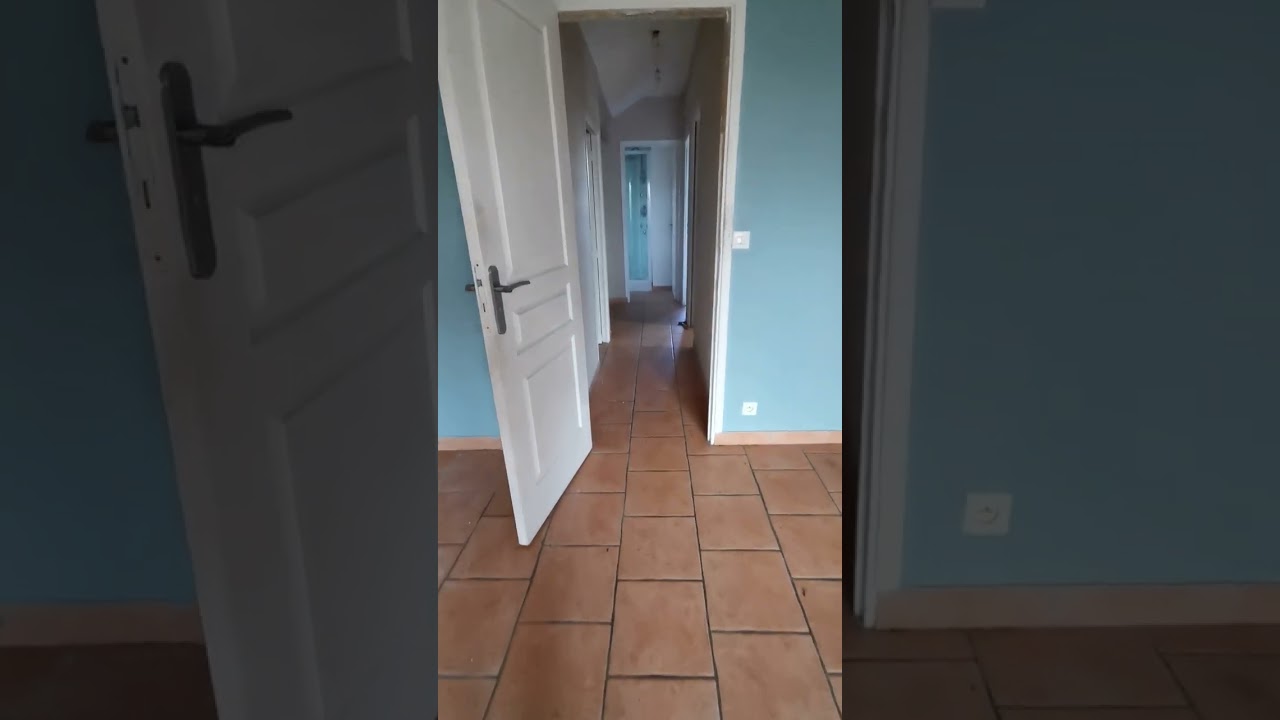 Maison, dépendances et grand terrain Rubelles 77 en vente au prix de 450000€ prévoir gros travaux