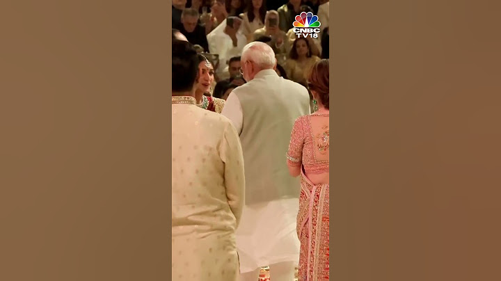PM Modi Blesses Anant Ambani-Radhika Merchant At Shubh Aashirwad Ceremony | Ambani Wedding | N18S